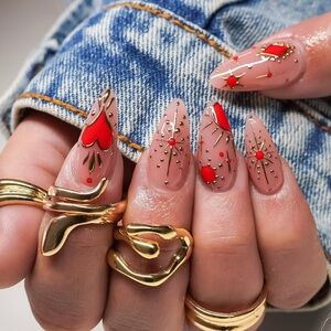 Meet your Posher, Cynthia